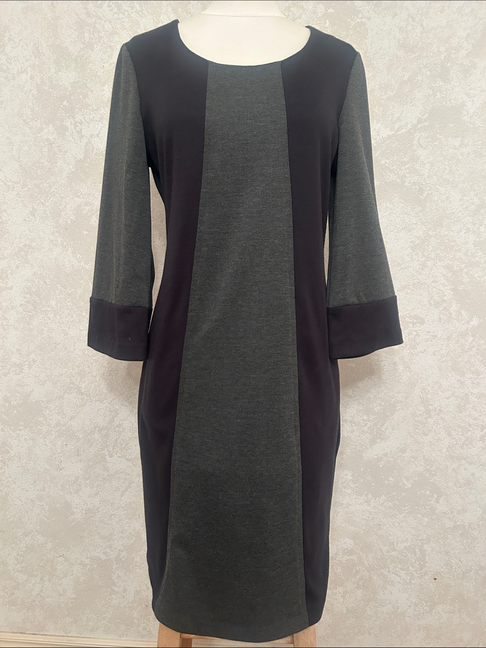 NorthStyle Two-Tone Black & Gray Classic  Midi Shift Dress Size 6